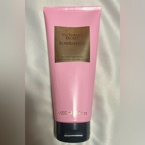 Victoria’s Secret Bombshell Fine Fragrance Wash, BNWOB